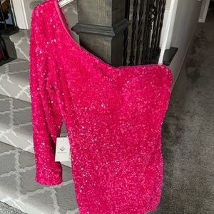 pink one shoulder dress💖
